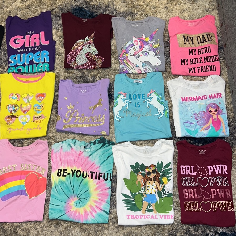 *BACK TO SCHOOL* Girl Tops(18 Shirts)